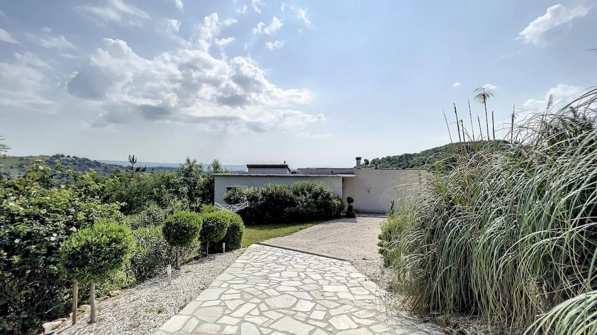 Villa D'Architecte Moderne Chazeaux  Tatil Evi Chazeaux (Ardeche)